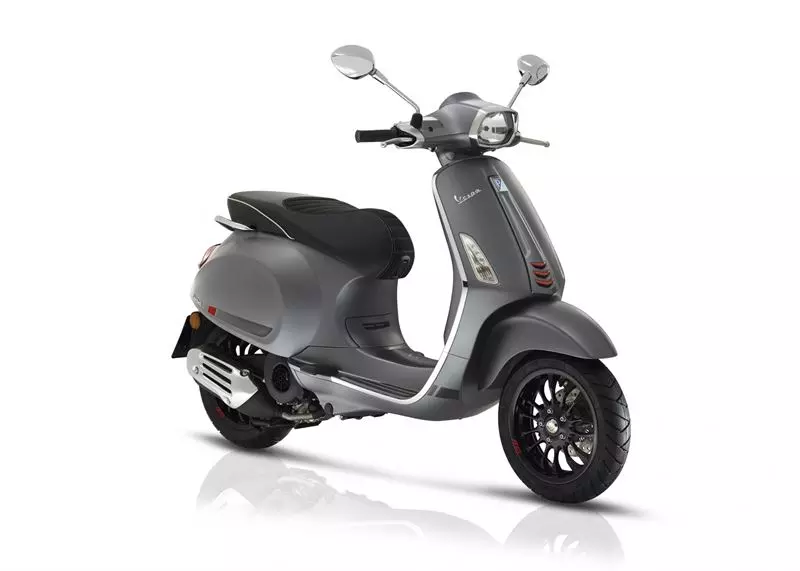 Nieuwe scooters - GRIGIO-TITANIO-new-nieuw-model-2017-tensen-vespa-sprint-sport