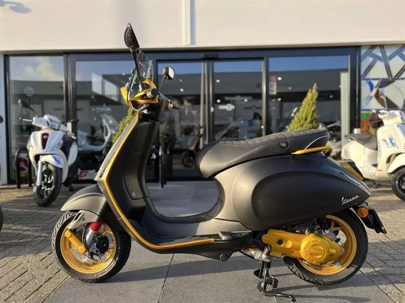 Nieuwe scooters - IMG_0888