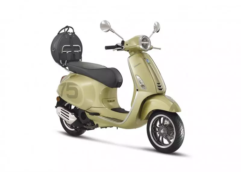 Nieuwe scooters - NG_01%20Vespa%20Primavera%2075th
