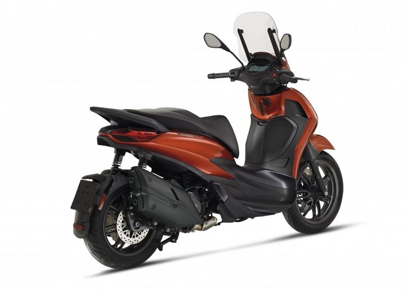 Motorscooters - New_Beverly_400_Arancio_3-4PostDX_bianco