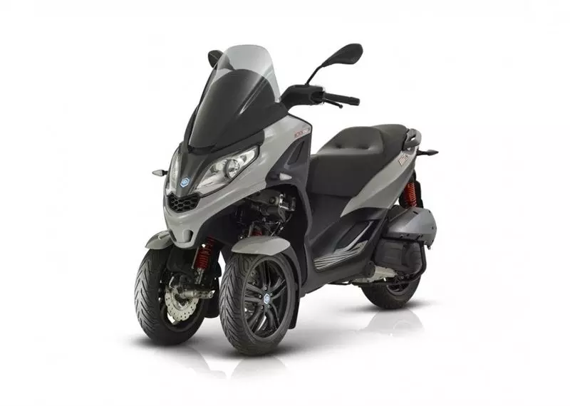 Piaggio-MP3-S-300-grigio-hpe-motor-scooter-den-haag-westland-new-model