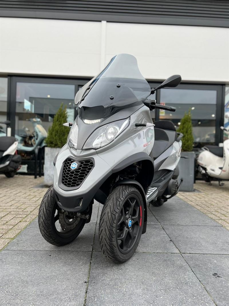 Occasion scooters - WhatsApp%20Image%202022-01-03%20at%2015.45.20%20(5)