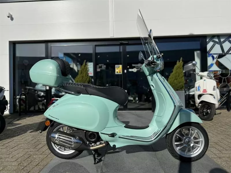 Nieuwe scooters - WhatsApp%20Image%202022-02-17%20at%2017.32.17