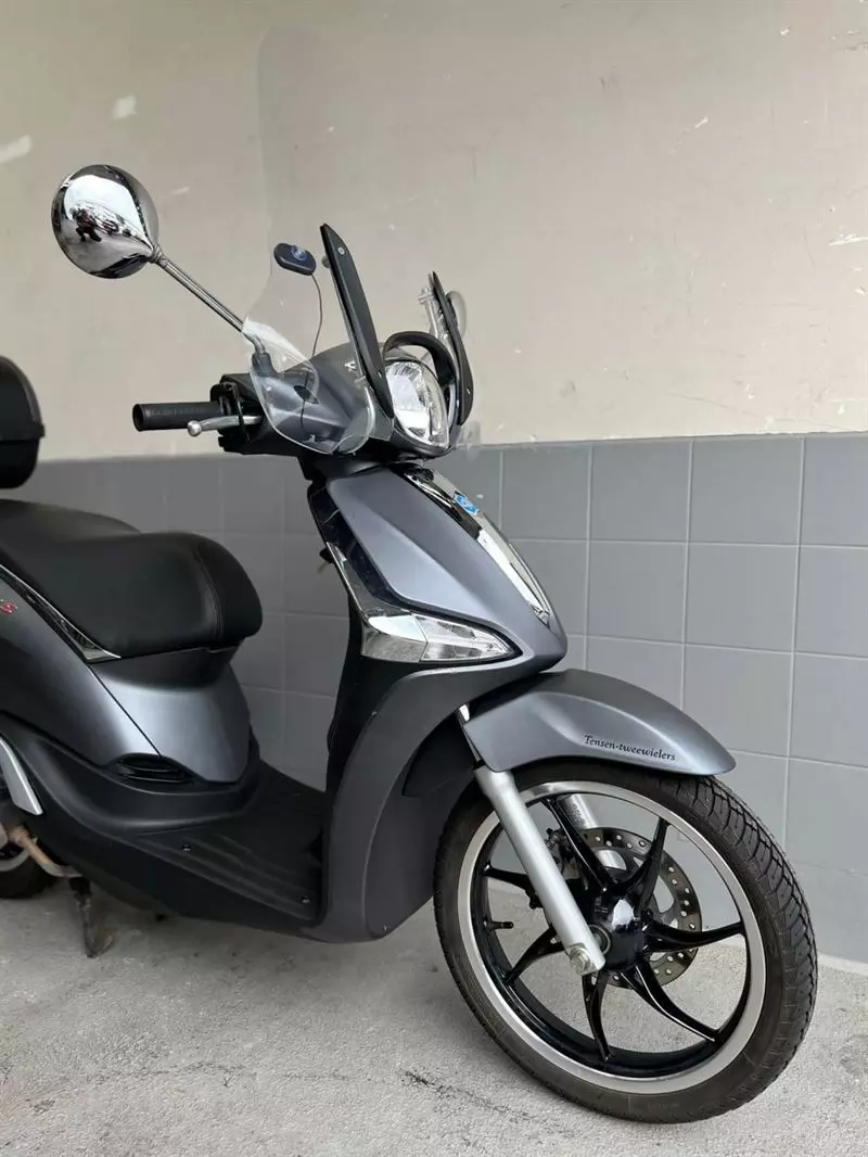 Occasion scooters - WhatsApp%20Image%202022-07-07%20at%209.14.53%20AM%20(1)