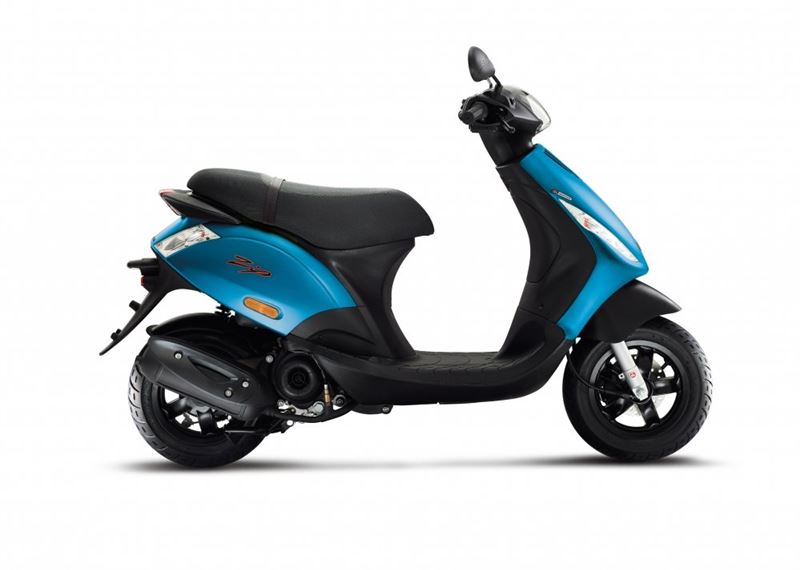 Nieuwe scooters - piaggio-zip-s-sport-blauw-nieuw-tensen-westland-dealer-plakjescooter-4t-injectie-naaldwijk-rijswijk-delft-scheveningen-voorraad-bestellen-waar-gravenzande-rotterdam-maassluis
