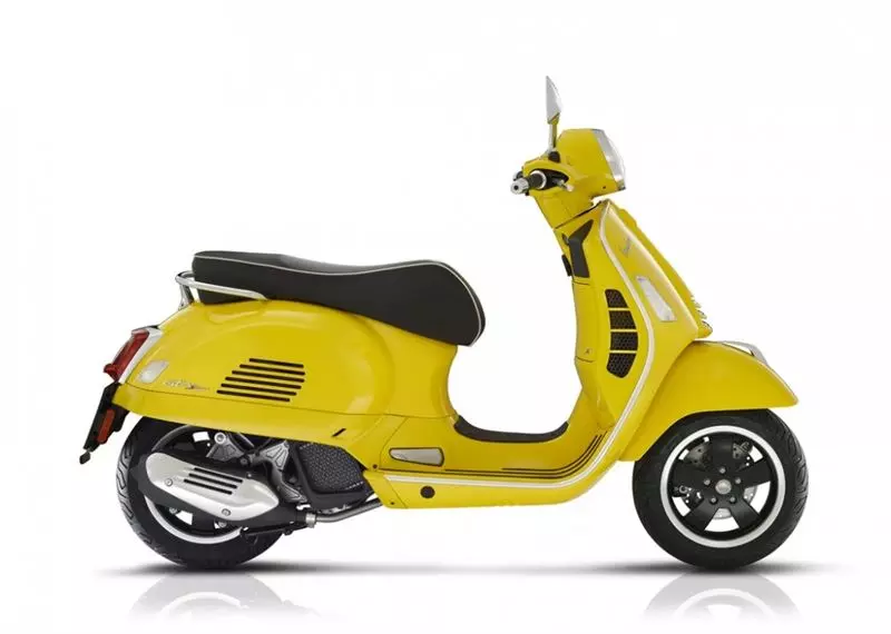 Motorscooters - vespa-gts-super-motor-scooter-motorscooter-geel-sportief-westland-den-haag-kanarie-black-and-yellow