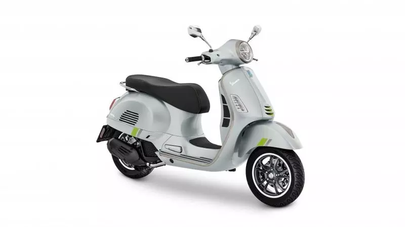 vespa-piaggio-motorscooter-scooters-naaldwijk-zoetermeer-maastricht-michelin-jcosta-malossi-abs-asr-ring-winkel-bestellen
