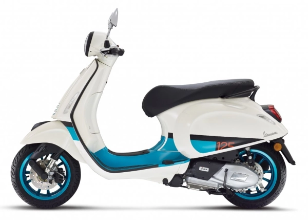 vespa-scooter-brom-snor-waar-kan-ik-deze-het-besten-kopen-tensen-scooters-westland-dealer-voorraad-motorscooter